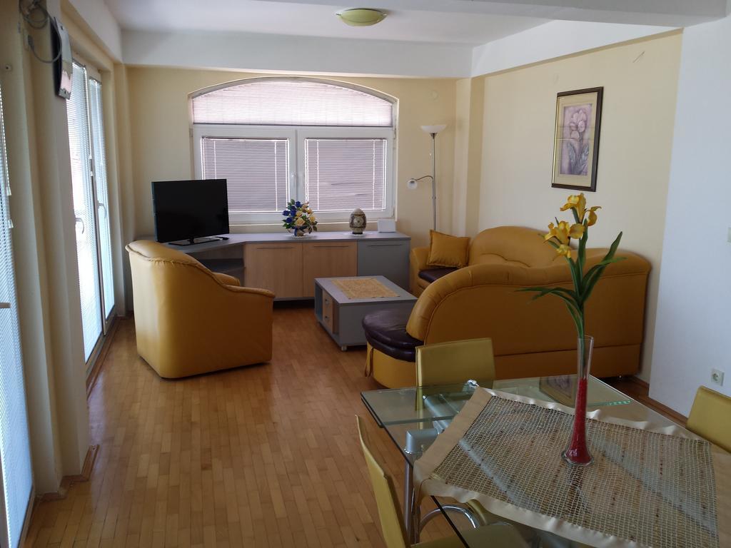 Gjole Apartments Lagadin Bilik gambar