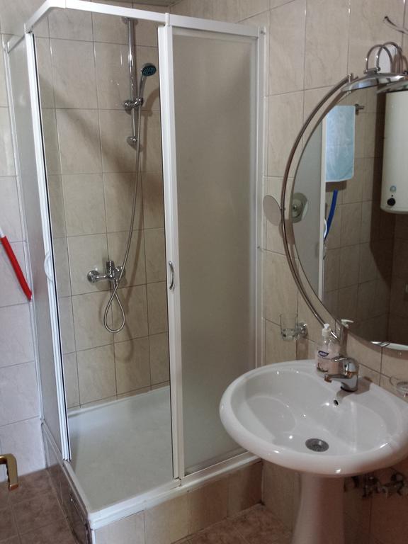 Gjole Apartments Lagadin Bilik gambar